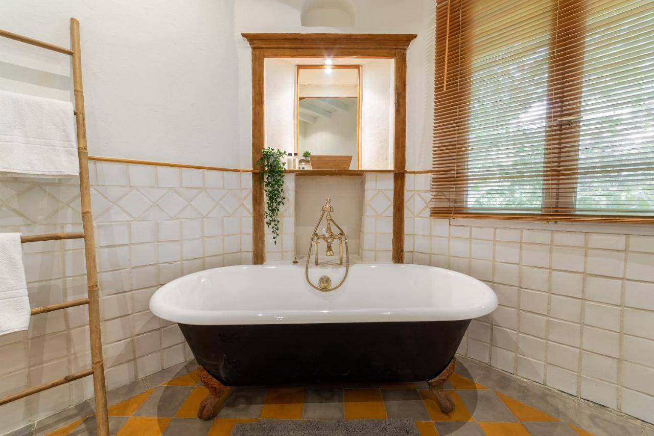 Le Mas Des Cerisiers Jacuzzi Et Sauna Inclus Pour Tous Les Logements Avignon Ngoại thất bức ảnh